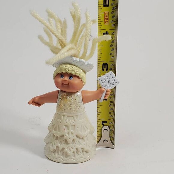 1994 McDonald's Cabbage Patch Kid Christmas Angel Snowflake Doll toy - Picture 5 of 6